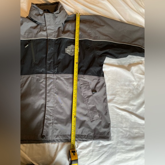 Harley Davidson Fall/Spring jacket - Picture 10 of 12